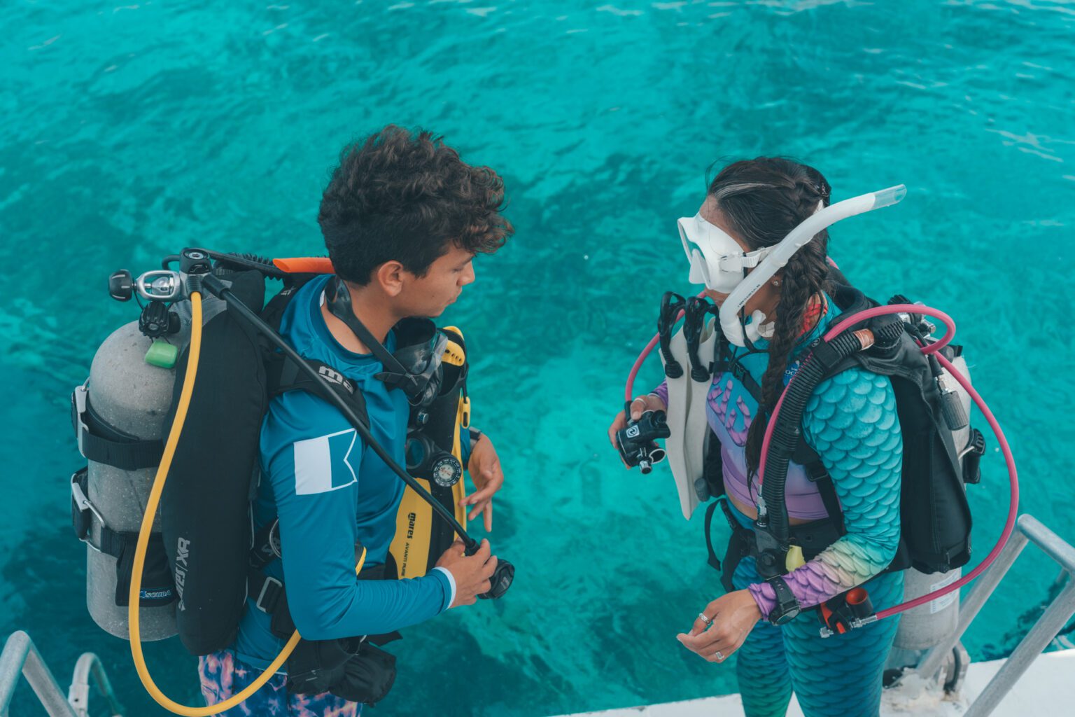 Buddy check before entering the water in Hurghada